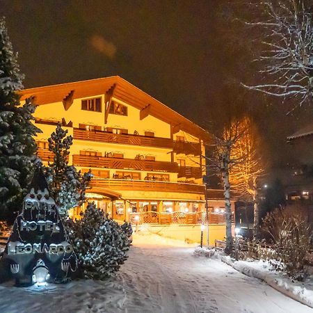 Park Hotel Leonardo Moena Exterior photo