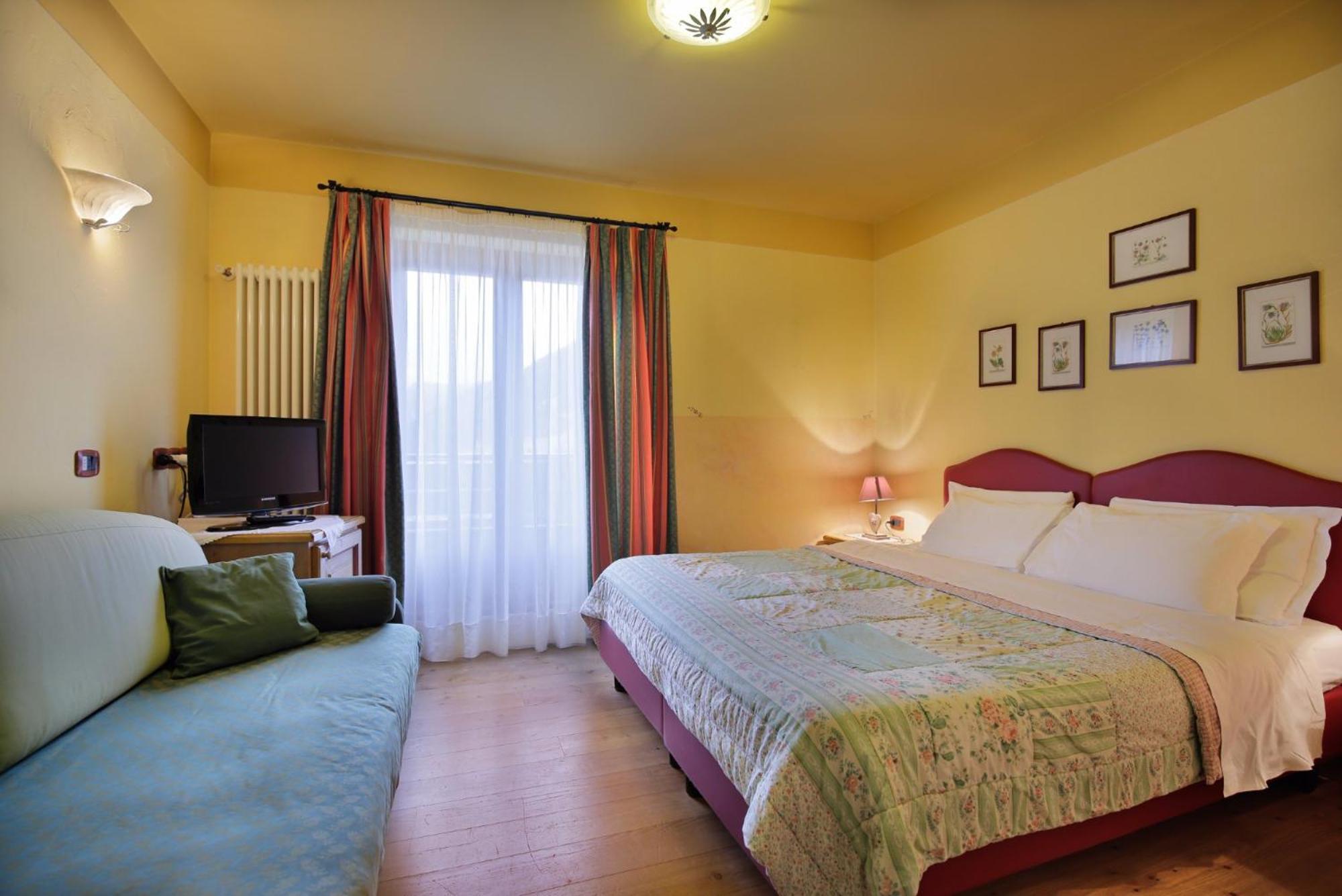 Park Hotel Leonardo Moena Exterior photo